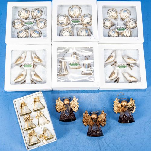 Null 
37-piece convolute Christmas tree decorations; versch. Age, sizes, materia&hellip;