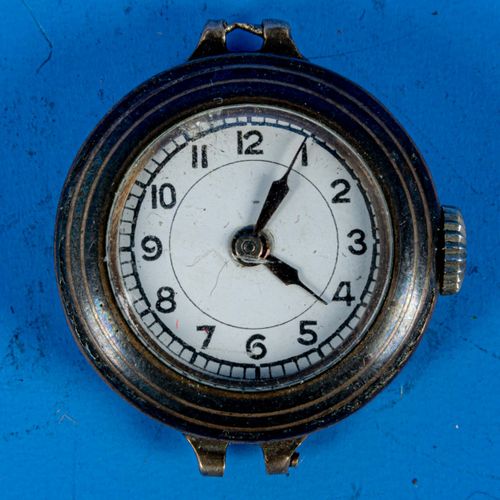 Null 
6件套的各种卷轴。20世纪的腕表，包括：2个女式腕表和4个男式腕表，其中包括格拉苏蒂和Ruhla的品牌；未经测试。