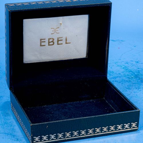 Null 
"EBEL"-Uhrenbox, ohne Inhalt, guter, gebrauchter Erhalt. Ca. 5,5 x 13 x 10&hellip;