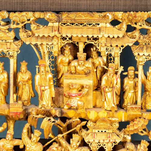Null 
Sculpture asiatique décorative, encadrement de haute qualité, décor doré é&hellip;