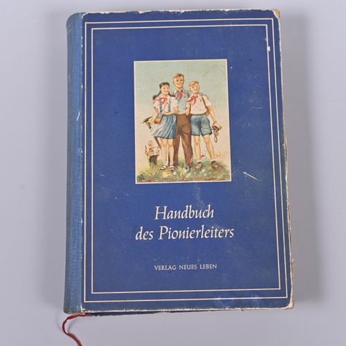Null "Handbuch des Pionierleiters", Verlag Neues Leben Berlin 1952, ottime condi&hellip;