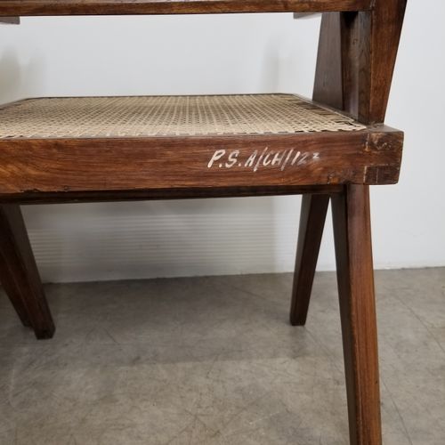 Pierre JEANNERET (1896 1967) 
Paire de fauteuils de bureau dit "Office cane chai&hellip;