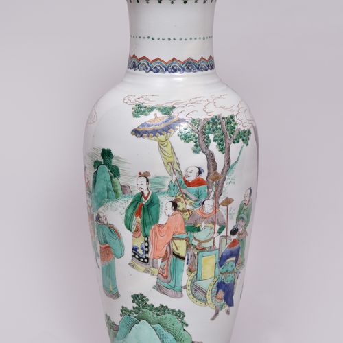 A CHINESE ‘FAMILLE-VERTE’ PORCELAIN BALUSTER VASE, QING DYNASTY, KANGXI PERIOD, &hellip;