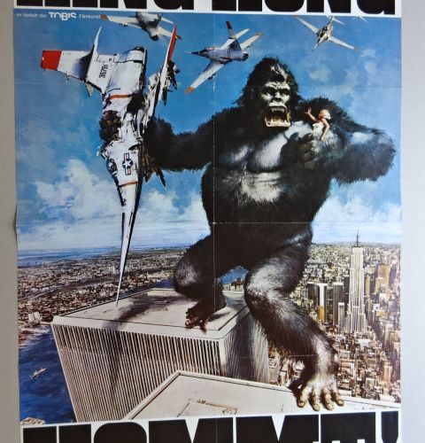 Filmplakat King Kong + Krokodile Affiches - King Kong arrive ! Affiche offset en&hellip;