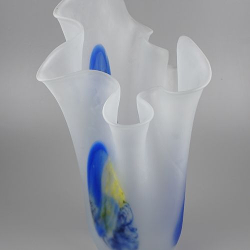 Null big handkerchief vase with blue-green-yellow enamels, h.33,7cm

 frosted, s&hellip;