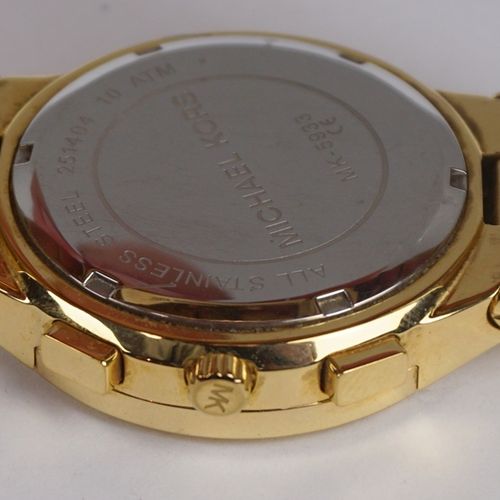 Null Montre-bracelet Michael Kors WYATT MK5933

 boîtier doré, cadran blanc du c&hellip;