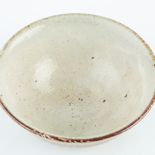 Null 
Phil Rogers (1951-2020)


Bowl



combed with iron and oatmeal glaze



im&hellip;