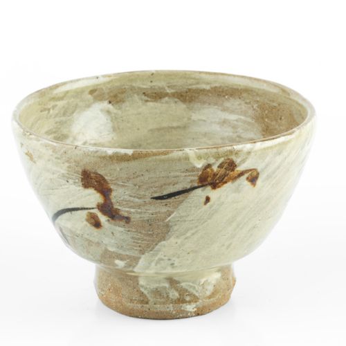 Null 
Jim Malone (b.1946)


Footed bowl



with brushwork decoration



impresse&hellip;