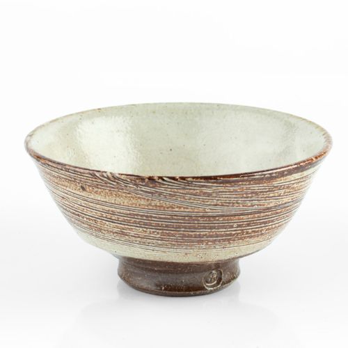 Null 
Phil Rogers (1951-2020)


Bowl



combed with iron and oatmeal glaze



im&hellip;