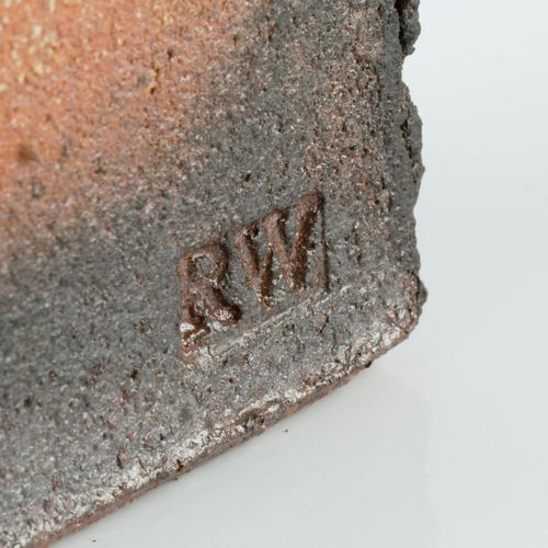 Null 
Robin Welch (1936-2019)


Slab vessel



stoneware, textured glaze with bl&hellip;