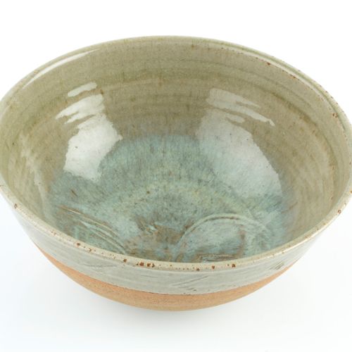 Null 
William Plumptre (b.1959)


Bowl



ash glaze with incised motifs to the r&hellip;