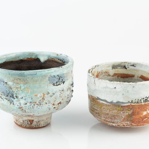Null 
Robin Welch (1936-2019)


Two bowls



one with pale blue textured glaze

&hellip;