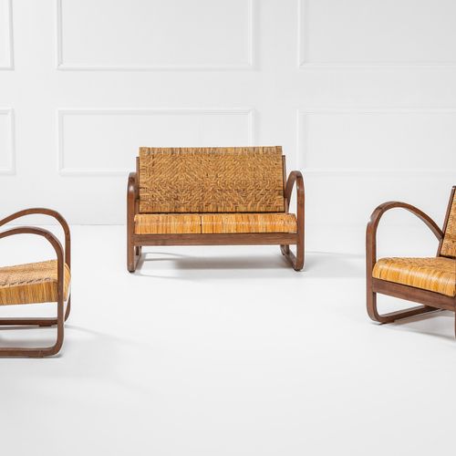 Salotto anni '40 composto da due poltrone e un divano 休息室包括两张扶手椅和一张沙发

实木，柳条。

1&hellip;