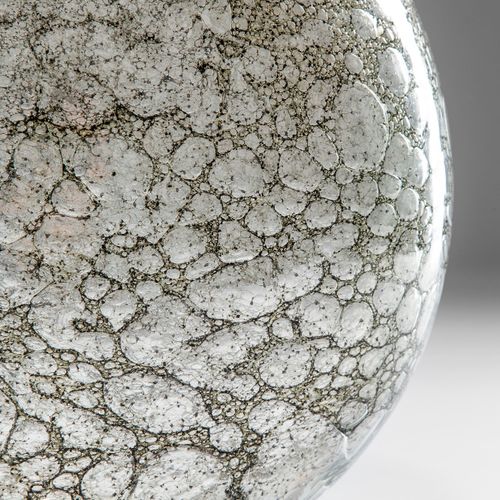 Ercole Barovier, Efeso Vase der Serie Efeso
Graues mundgeblasenes Glas mit Färbu&hellip;