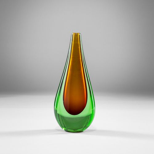 Flavio Poli, Vaso sommerso Vase
Two-color green and amber submerged blown glass.&hellip;