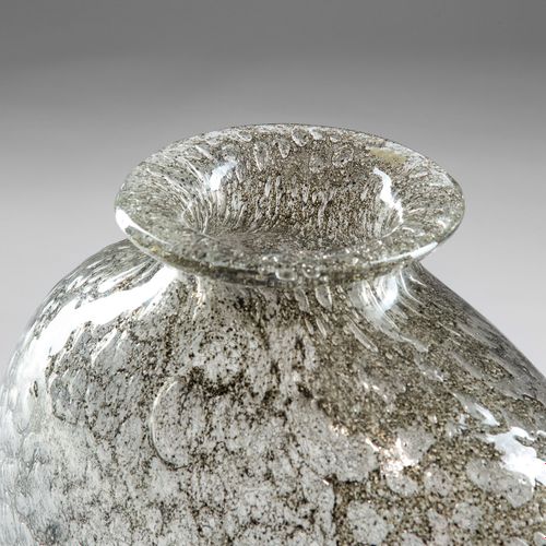 Ercole Barovier, Efeso Efeso series vase
Gray blown glass with coloring obtained&hellip;