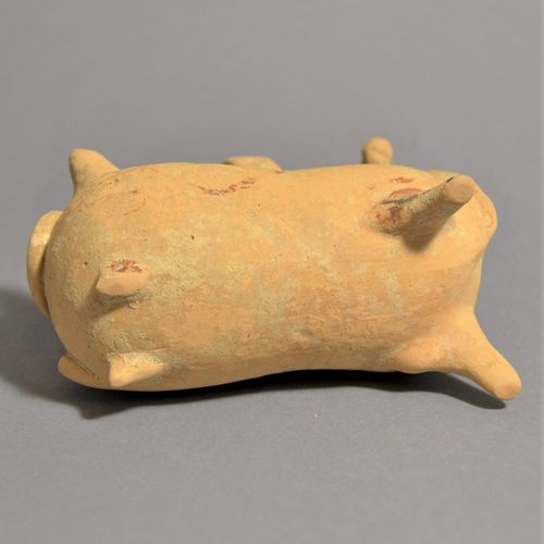 Null Aryballos a forma di toro

Siciliano, 6. Secolo a.C.

Terracotta, L = 13,3 &hellip;