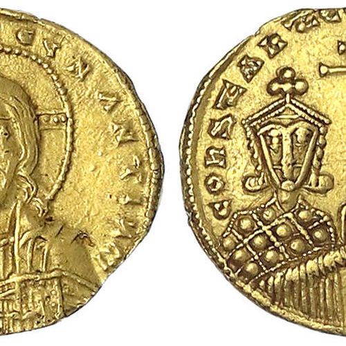 Null 拜占庭金币，帝国，君士坦丁七世和罗曼努斯二世，945-959年，Solidus 945/959年。两枚臀部图像都是V.V./基督的胸部。4.45克。
&hellip;