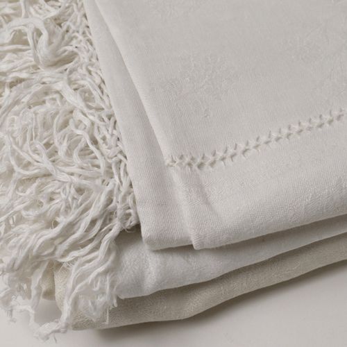 Tischwäschekonvolut vers 1900, damas de lin, blanc, 10 serviettes, décor figurat&hellip;