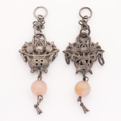 Anhänger/Ohrringe Chine, métal argenté, perle rose en pierre précieuse, crochet &hellip;
