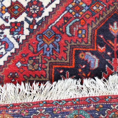 Orientbrücke Iran, noué à la main, coton/laine de liège, champ blanc avec grand &hellip;