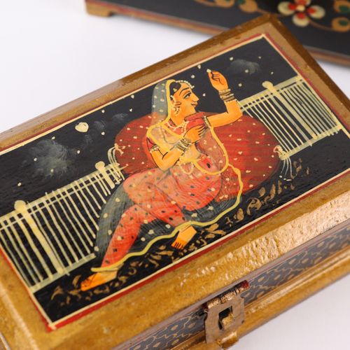 Schatullen Inde, bois, peint en couleur et en or, rectangulaire, sur chaque couv&hellip;