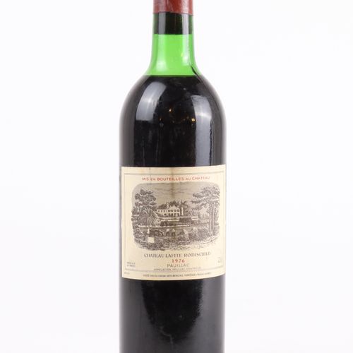 Rotwein 1瓶，法国，拉菲-罗斯柴尔德酒庄，1976年，波亚克，73cl，陈年碎片，中肩