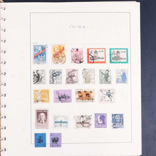 Briefmarkenalbum Chine, 1913 1972, collection d'environ 1100 pièces de timbres d&hellip;