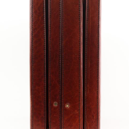 Golden Head - Koffer 棕色皮革，大型公文包，两个密码锁，内部有银色的帕克双头针，有磨损的痕迹，大约45 x 33 x 15厘米
