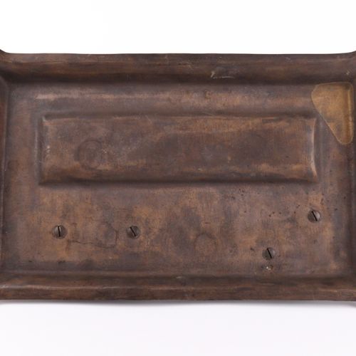 Schreibtischaufsatz Bronze, patiné, rectangulaire, quatre pieds, plumier, porte-&hellip;