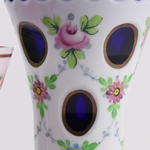 Böhmen - Konvolut Bohème, 3 pièces, vases décoratifs et gobelets, verre épais in&hellip;