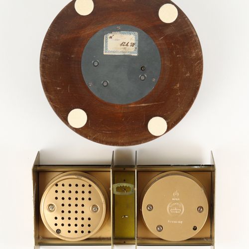 Barometer/Wetterstation 2部分，1个气压计，A.Reissmann，Kamenz，木质，雕刻，圆形，使用过，年代不详，直径19厘米，1个&hellip;