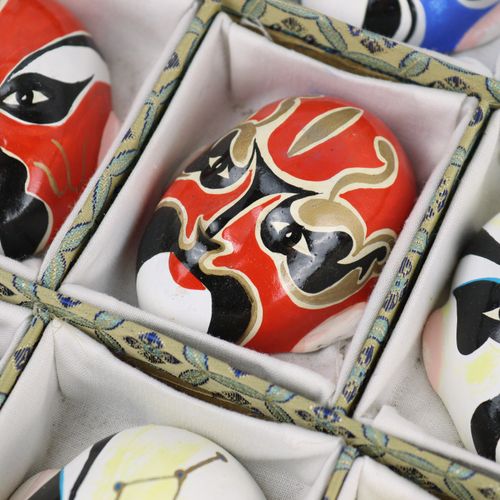 Miniaturmasken 15 pièces, argile, peintes en couleur, miniatures souvenirs chino&hellip;