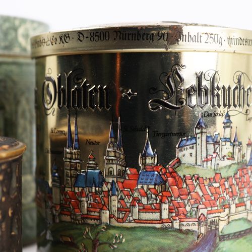 Lebkuchendosen à partir de 1900, Nuremberg, ronde, 3 pcs, 1x boîte en fer blanc,&hellip;