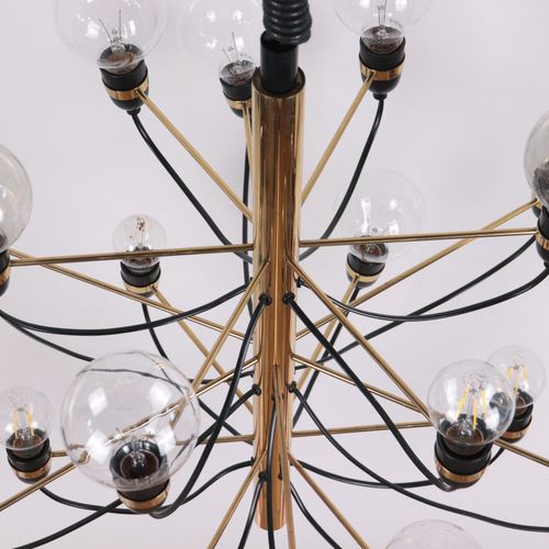 Deckenlampe 意大利，根据'Rolly'1976，编号1265，黄铜/玻璃，管状悬挂，18个灯泡交错排列在3层，18个火焰，可以工作，高约113厘米。
