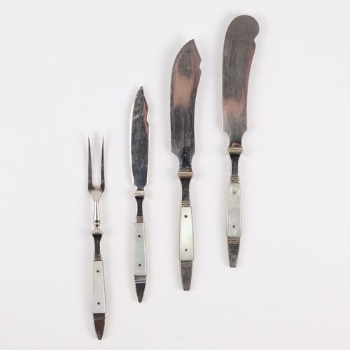 Desserbesteck around 1910/20, metal, fruit forks and knives for 6 persons, handl&hellip;