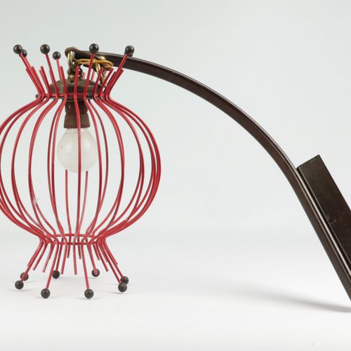 Wandlampe 金属，单火焰，Mathieu Matégot的风格，弯曲的吊灯臂，连接的链环，气球形的身体，镶嵌着红色的，线性镂空的球形装饰元素，电气，fc&hellip;
