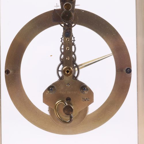 Uwestra - Tischuhr 20世纪，Uwestra，西德，7颗宝石8天，黄铜，方形的钟盒在四个小脚上，两边有玻璃，金色的表盘上有罗马数字，镀金的工作&hellip;