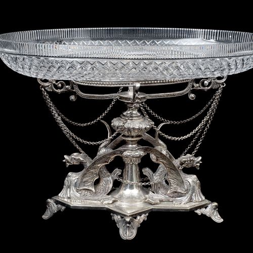A 19TH CENTURY SILVER PLATED AND CUT GLASS CENTREPIECE A 19TH CENTURY SILVER PLA&hellip;