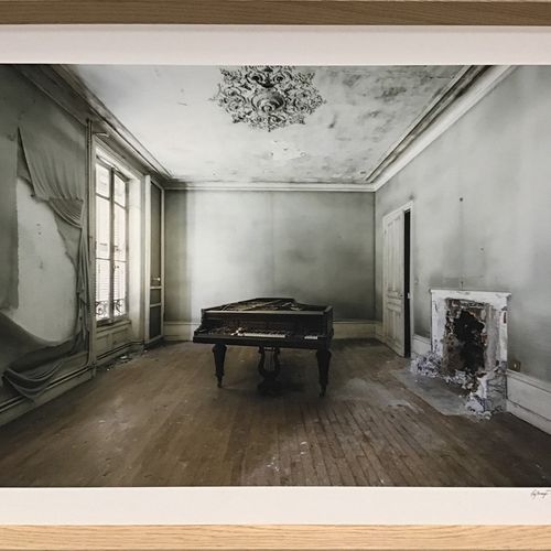 Romain Thiery 
Romain Thiery, 



Réquiem para pianos N°10, 



2008, 



Fotogr&hellip;