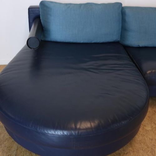 B&B Italia chaise longue Canapé Sity avec chaise longue en cuir bleu, Sity Sofe,&hellip;