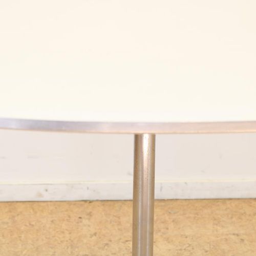 Fritz Hansen eettafel Table Frita Hansen, design d'Arne Jacobsen, Bruno Mathsson&hellip;