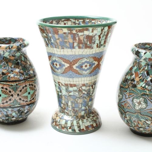 Lot van 8 Gerbino vazen Lote de 5 jarrones de mosaico de cerámica, jarra con tap&hellip;
