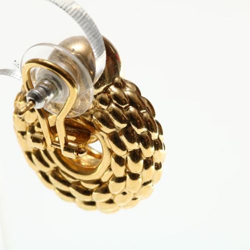 Geelgouden oorhanger/clipsen 一对黄金耳环，毛重12.8克。黄金耳环/夹子，毛重12.8克。750/000
