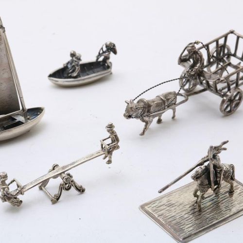 Lot met 10 zilveren miniaturen Lot assorti de miniatures hollandaises, poids bru&hellip;
