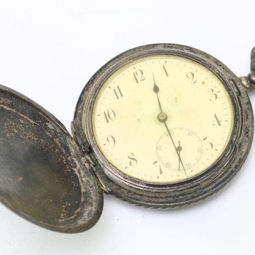 Zilveren heren zakhorloge niello 银质男士怀表，装饰有涅罗，有秒针，估计是德国，约1920年，直径：5.2厘米。银质男士怀表，装&hellip;