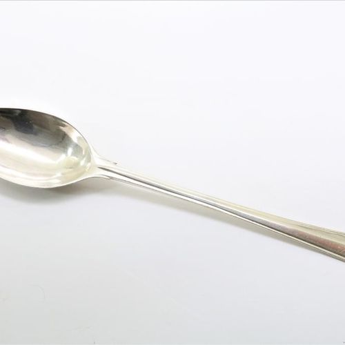 Zilveren dienlepel Silver serving spoon, l. 31 cm. Presumably Germany 18th centu&hellip;