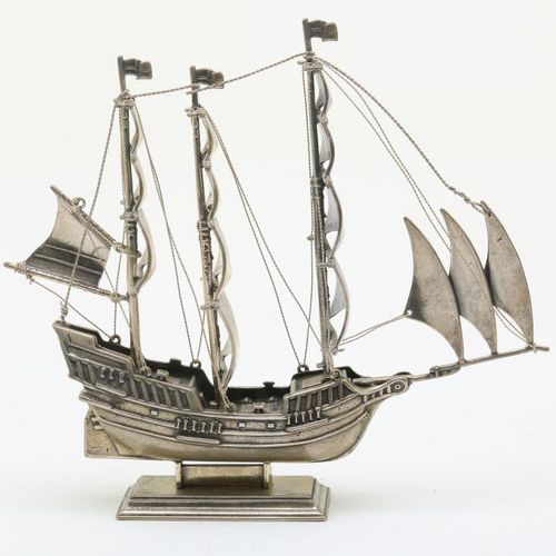 Zilveren schip 3 master ned. Gekeurd Silver miniature ship 3 master Dutch marked&hellip;