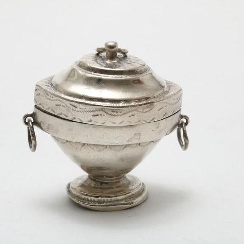 Zilveren miniatuur van terinne Miniatura d'argento di terinneMiniatura in argent&hellip;