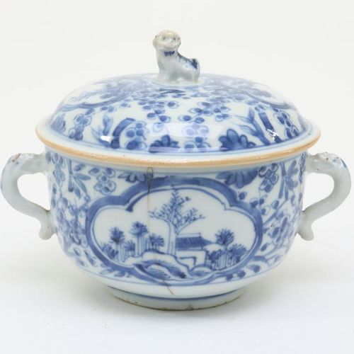 Chinees porselein dekselpot dog of Foo Pot couvert en porcelaine chinoise, décor&hellip;